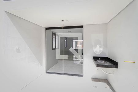 Casa à venda com 190m², 3 quartos e 2 vagas Casa à venda com 190m², 3 quartos e 2 vagasQuintal