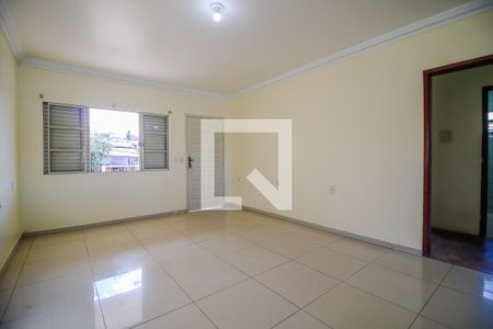 Sala de apartamento para alugar com 3 quartos, 200m² em Partenon, Porto Alegre