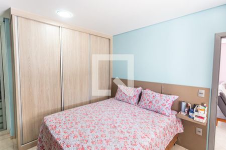 Apartamento à venda com 250m², 4 quartos e 2 vagas Apartamento à venda com 250m², 4 quartos e 2 vagasSemi-Suíte na Cobertura