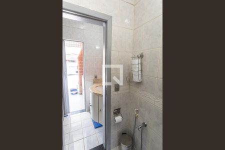 Apartamento à venda com 250m², 4 quartos e 2 vagas Apartamento à venda com 250m², 4 quartos e 2 vagasBanheiro da Semi-Suíte na Cobertura