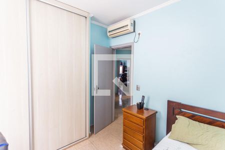 Apartamento à venda com 250m², 4 quartos e 2 vagas Apartamento à venda com 250m², 4 quartos e 2 vagasQuarto 2