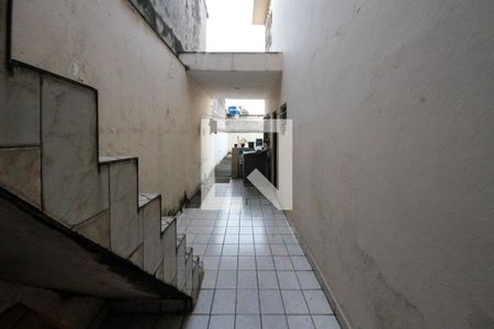 Casa à venda com 100m², 2 quartos e 2 vagas Casa à venda com 100m², 2 quartos e 2 vagasCorredor Lateral