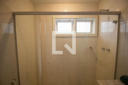 Casa de condomínio à venda com 210m², 3 quartos e 2 vagas Casa de condomínio à venda com 210m², 3 quartos e 2 vagasBanheiro da Suíte 3