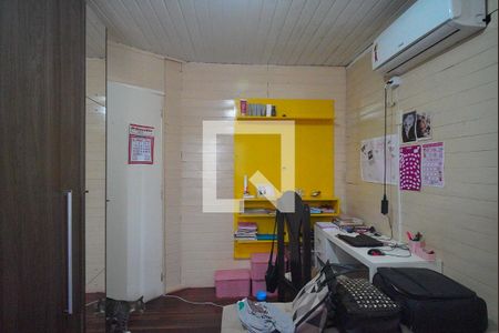 Casa à venda com 180m², 6 quartos e 1 vaga Casa à venda com 180m², 6 quartos e 1 vagaQuarto 4