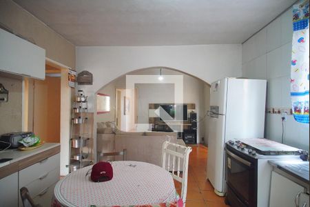 Casa à venda com 180m², 6 quartos e 1 vaga Casa à venda com 180m², 6 quartos e 1 vagaCozinha 1