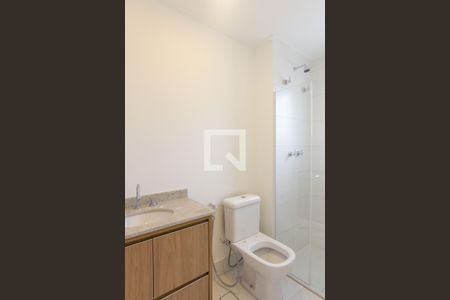 Banheiro de apartamento para alugar com 1 quarto, 52m² em Vila Azevedo, São Paulo
