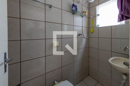Casa à venda com 120m², 2 quartos e 1 vaga Casa à venda com 120m², 2 quartos e 1 vagaBanheiro
