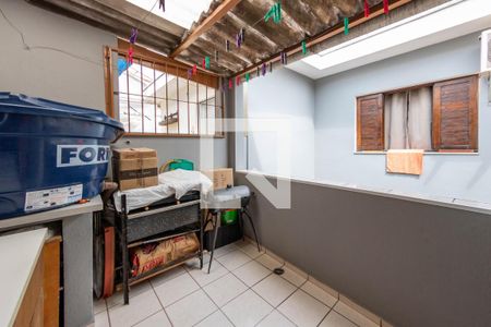 Casa à venda com 120m², 2 quartos e 1 vaga Casa à venda com 120m², 2 quartos e 1 vagaÁrea de Serviço