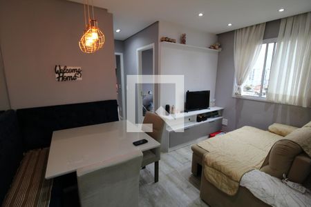 Sala / Cozinha / Área de Serviço de apartamento para alugar com 2 quartos, 42m² em Tucuruvi, São Paulo