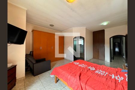 Casa à venda com 203m², 3 quartos e 2 vagas Casa à venda com 203m², 3 quartos e 2 vagasSuite