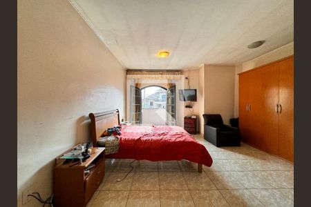 Casa à venda com 203m², 3 quartos e 2 vagas Casa à venda com 203m², 3 quartos e 2 vagasSuite