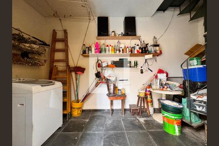 Casa à venda com 203m², 3 quartos e 2 vagas Casa à venda com 203m², 3 quartos e 2 vagasLavanderia