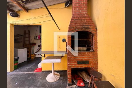 Casa à venda com 203m², 3 quartos e 2 vagas Casa à venda com 203m², 3 quartos e 2 vagasÁrea comum - Churrasqueira