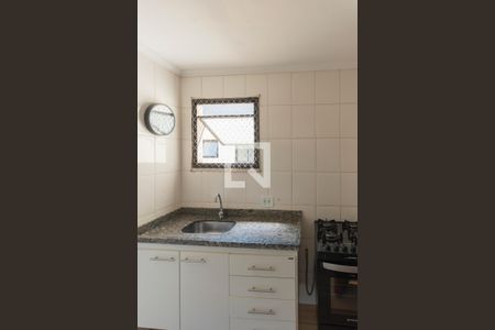 Apartamento à venda com 82m², 3 quartos e 2 vagas Apartamento à venda com 82m², 3 quartos e 2 vagasCozinha
