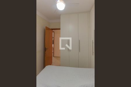 Apartamento à venda com 82m², 3 quartos e 2 vagas Apartamento à venda com 82m², 3 quartos e 2 vagasQuarto 2