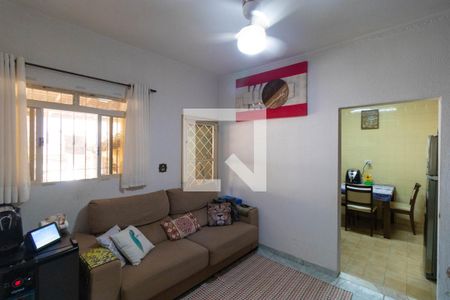 Casa à venda com 336m², 4 quartos e 4 vagas Casa à venda com 336m², 4 quartos e 4 vagasSala da Casa 02