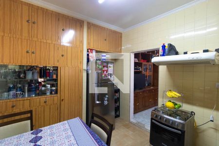 Casa à venda com 336m², 4 quartos e 4 vagas Casa à venda com 336m², 4 quartos e 4 vagasCozinha da Casa 02