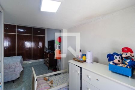 Casa à venda com 336m², 4 quartos e 4 vagas Casa à venda com 336m², 4 quartos e 4 vagasQuarto da Casa 02