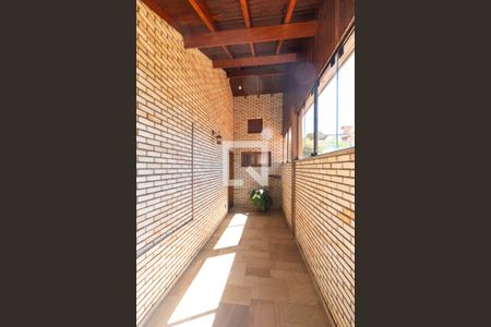 Casa à venda com 336m², 4 quartos e 4 vagas Casa à venda com 336m², 4 quartos e 4 vagasSacada das Suítes