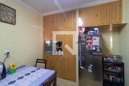 Casa à venda com 336m², 4 quartos e 4 vagas Casa à venda com 336m², 4 quartos e 4 vagasCozinha da Casa 02