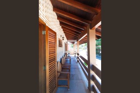 Casa à venda com 336m², 4 quartos e 4 vagas Casa à venda com 336m², 4 quartos e 4 vagasSacada das Suítes