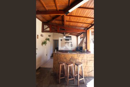 Casa à venda com 336m², 4 quartos e 4 vagas Casa à venda com 336m², 4 quartos e 4 vagasChurrasqueira