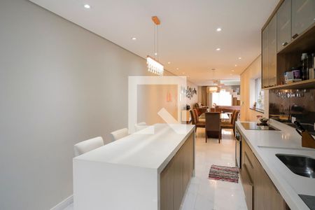 Casa à venda com 330m², 3 quartos e 6 vagasCozinha