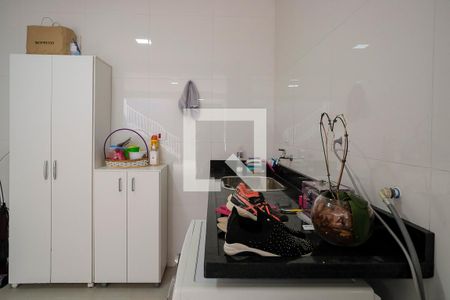 Casa à venda com 330m², 3 quartos e 6 vagasÁrea de Serviço