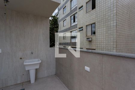 Apartamento à venda com 180m², 3 quartos e 2 vagas Apartamento à venda com 180m², 3 quartos e 2 vagasÁrea de Serviço