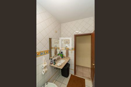 Casa à venda com 363m², 3 quartos e 1 vagaBanheiro Corredor