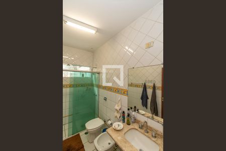 Casa à venda com 363m², 3 quartos e 1 vagaBanheiro Corredor