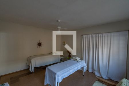 Casa à venda com 363m², 3 quartos e 1 vagaEdicula Fundos