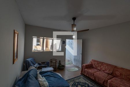 Casa à venda com 363m², 3 quartos e 1 vagaEdicula Fundos