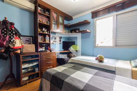 Apartamento à venda com 110m², 3 quartos e 2 vagasQuarto 2