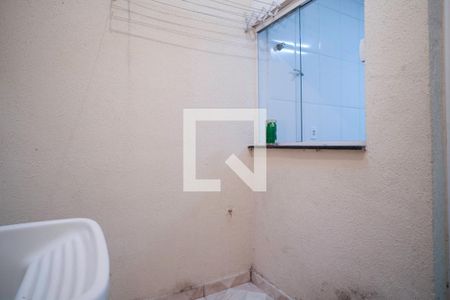 Casa de condomínio à venda com 77m², 3 quartos e 1 vaga Casa de condomínio à venda com 77m², 3 quartos e 1 vagaÁrea de Serviço