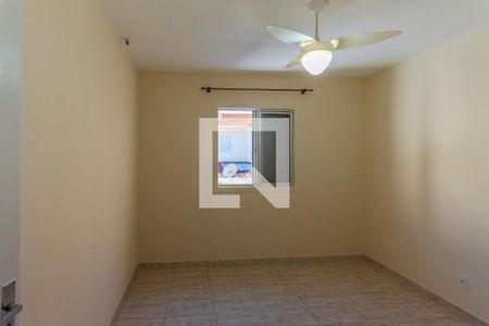 Quarto 2 de casa de condomínio para alugar com 2 quartos, 75m² em Vila Maria Eugênia, Campinas