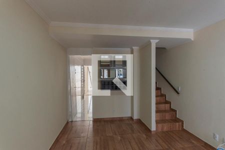 Sala de casa de condomínio para alugar com 2 quartos, 75m² em Vila Maria Eugênia, Campinas