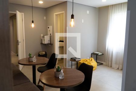 Studio à venda com 30m², 1 quarto e sem vaga Studio à venda com 30m², 1 quarto e sem vagaÁrea comum - Salão de festas