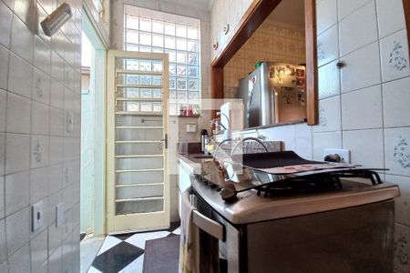 Casa à venda com 200m², 3 quartos e 5 vagasCozinha 