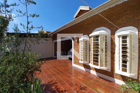 Casa à venda com 200m², 3 quartos e 5 vagasFachada do Prédio