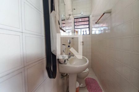 Casa à venda com 200m², 3 quartos e 5 vagasBanheiro de Serviço