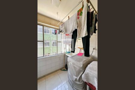 Apartamento à venda com 72m², 2 quartos e 1 vaga Apartamento à venda com 72m², 2 quartos e 1 vagaÁrea de Serviço