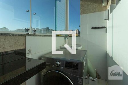 Apartamento à venda com 124m², 3 quartos e 2 vagas Apartamento à venda com 124m², 3 quartos e 2 vagasÁrea de serviço