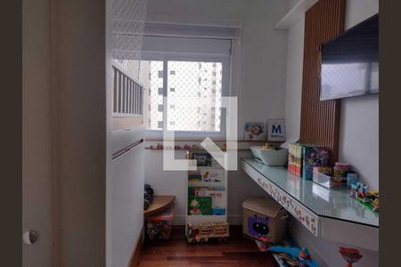 Apartamento à venda com 3 quartos, 95m² em Vila Firmiano Pinto, São Paulo