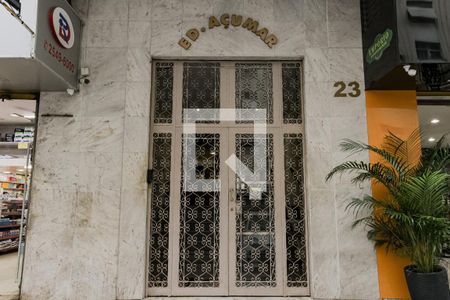 Apartamento à venda com 120m², 3 quartos e sem vaga Apartamento à venda com 120m², 3 quartos e sem vagaEntrada