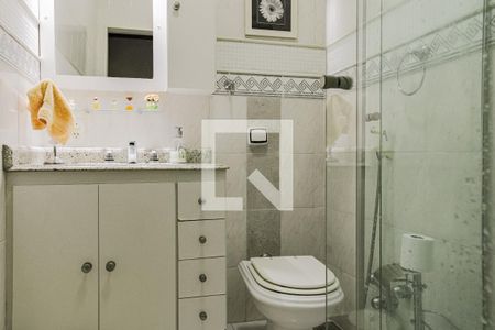 Apartamento à venda com 120m², 3 quartos e sem vaga Apartamento à venda com 120m², 3 quartos e sem vagaBanheiro Social