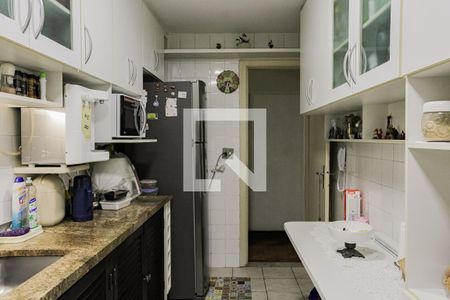 Apartamento à venda com 120m², 3 quartos e sem vaga Apartamento à venda com 120m², 3 quartos e sem vagaCozinha