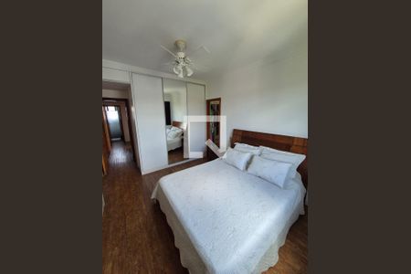 Apartamento à venda com 185m², 4 quartos e 3 vagas Apartamento à venda com 185m², 4 quartos e 3 vagasQuarto Suíte 1