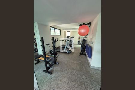 Apartamento à venda com 185m², 4 quartos e 3 vagas Apartamento à venda com 185m², 4 quartos e 3 vagasAcademia