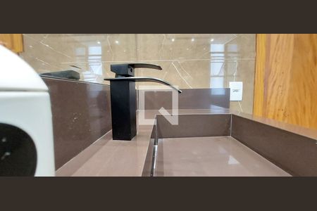 Apartamento à venda com 205m², 4 quartos e 3 vagas Apartamento à venda com 205m², 4 quartos e 3 vagasBanheiro Quarto 1 suíte